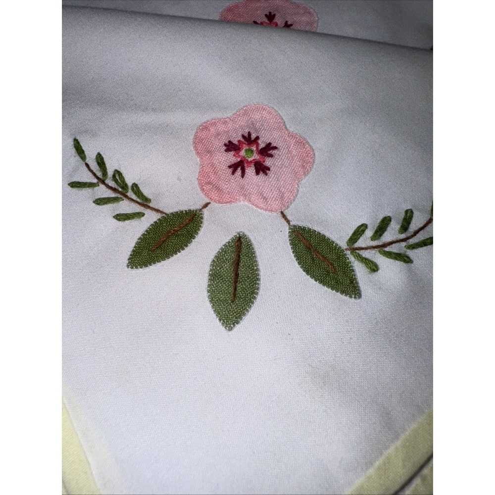 Vintage Hankercheif Napkins White Appliqué Pink Flower Yellow Border Set of 12 - Picture 5 of 8